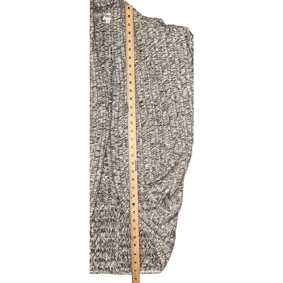 BKE Buckle Oversized Light Gray Loop Cardigan Sweater Medium - Picture 2 of 6